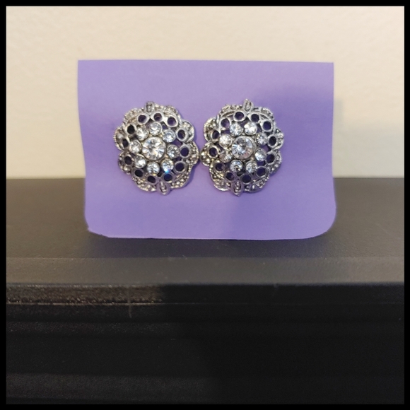 Vintage Bold Rhinestone Earrings - Picture 2 of 5
